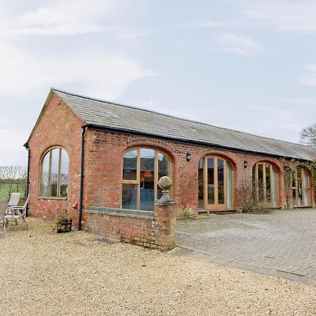 The Stables At Weedon Hill Farm Villa Church Stowe Екстериор снимка