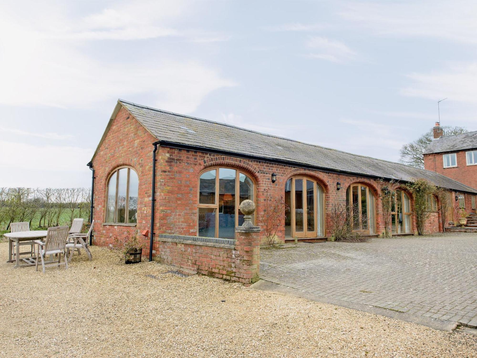 The Stables At Weedon Hill Farm Villa Church Stowe Екстериор снимка